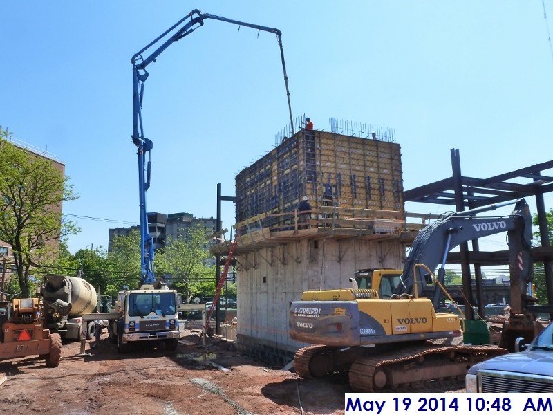 Pouring concrete at Elev. 7-Stair -4,5 shear walls (2nd Floor) Facing South-East (800x600)